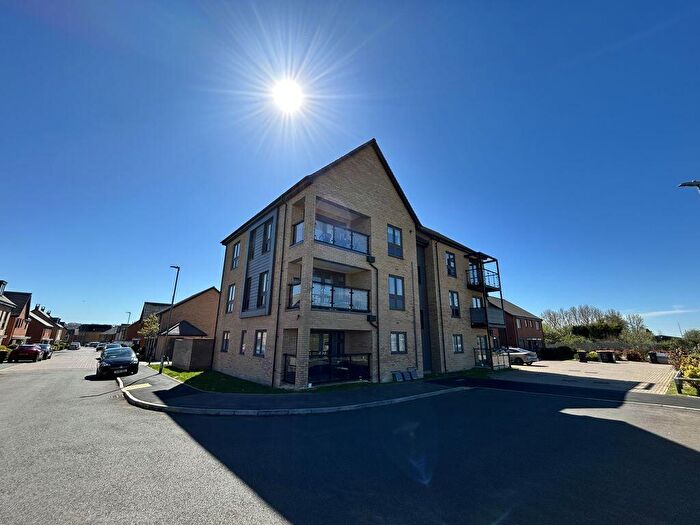 1 Bedroom Flat For Sale In Pantheon Drive, Thorn, LU5