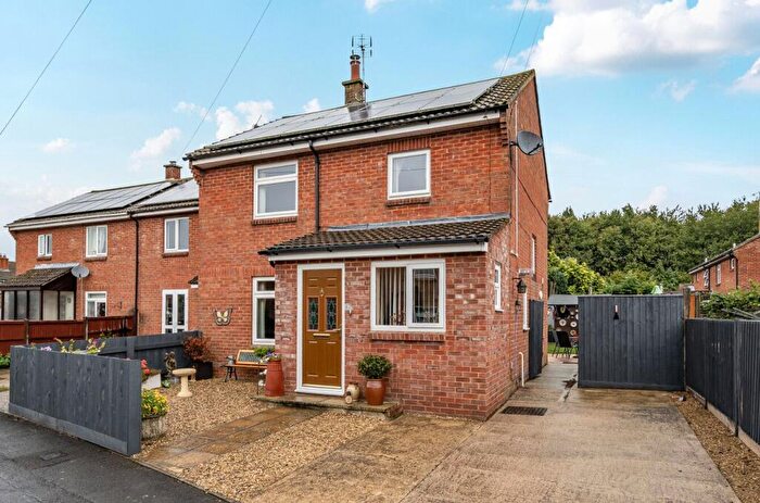 3 Bedroom Link Detached House For Sale In Old Common Way, Ludgershall, Andover, SP11