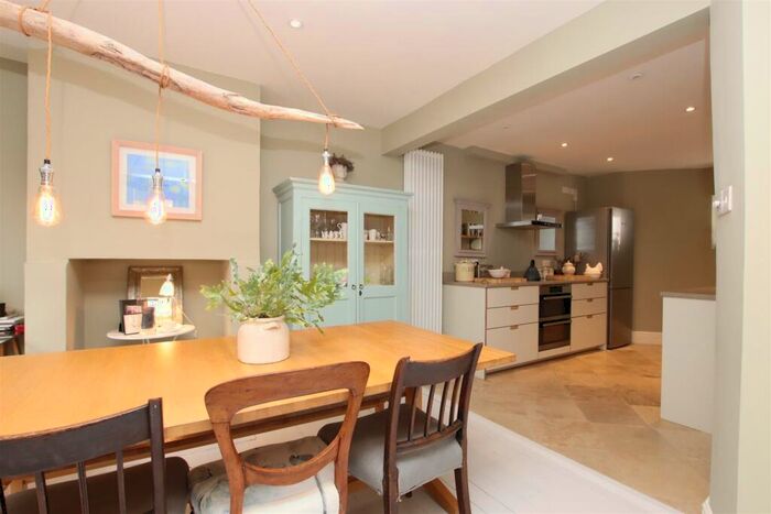 4 Bedroom House To Rent In Walmesley Terrace, Bath, BA1