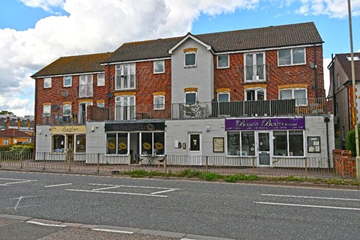 2 Bedroom Apartment To Rent In Station Road, Broxbourne, Hertfordshire, EN10