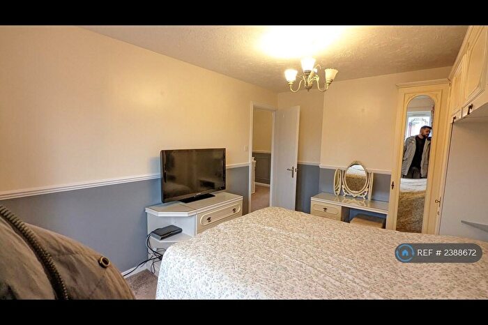4 Bedroom Semi-Detached House To Rent In Firecrest Close, Birmingham, B23