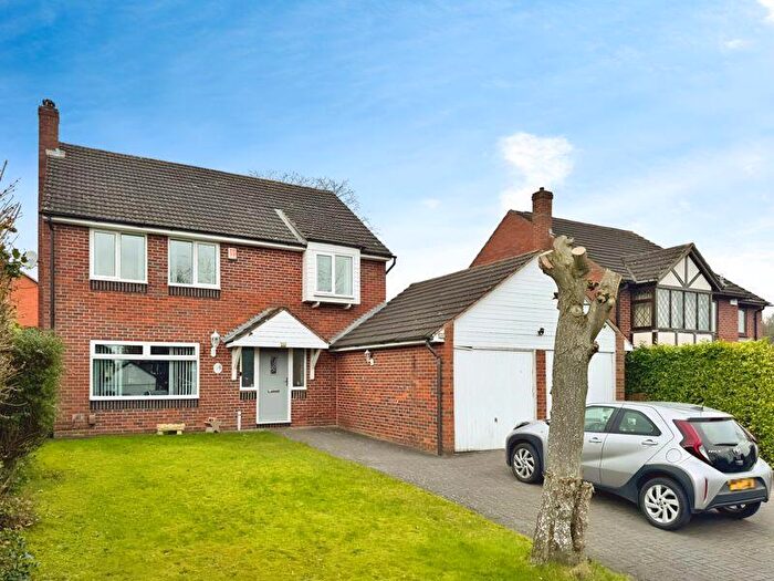 4 Bedroom Detached House For Sale In Sailsbury Grove, Sutton Coldfield, B72