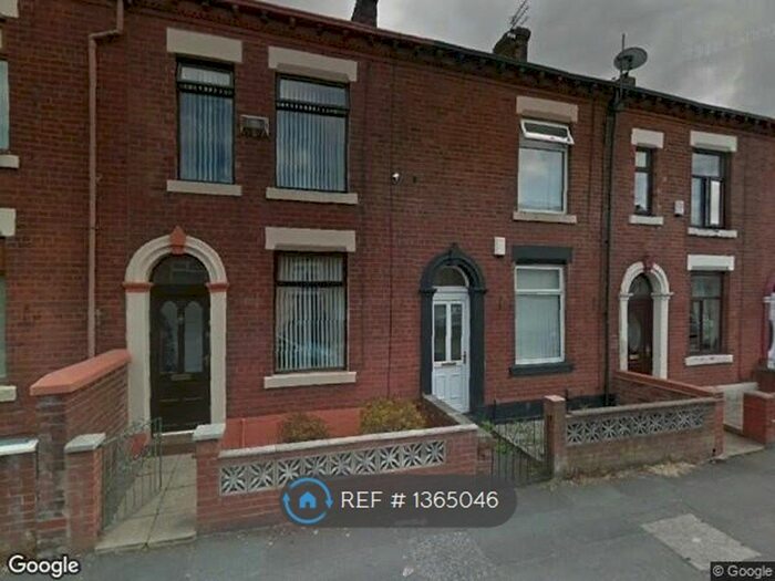 2 Bedroom Terraced House To Rent In Fields New Road, Chadderton, Oldham, OL9