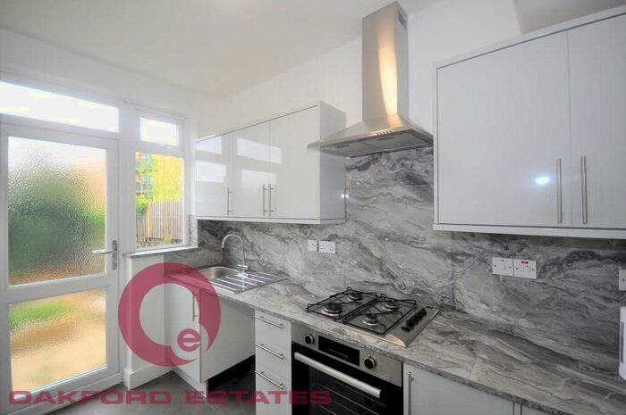 4 Bedroom Semi-Detached House To Rent In Devonshire Hill Lane, Wood Green, N17