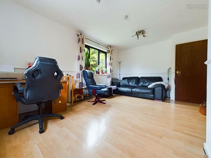 1 Bedroom Flat For Sale In Hadrians Court, Peterborough, PE2