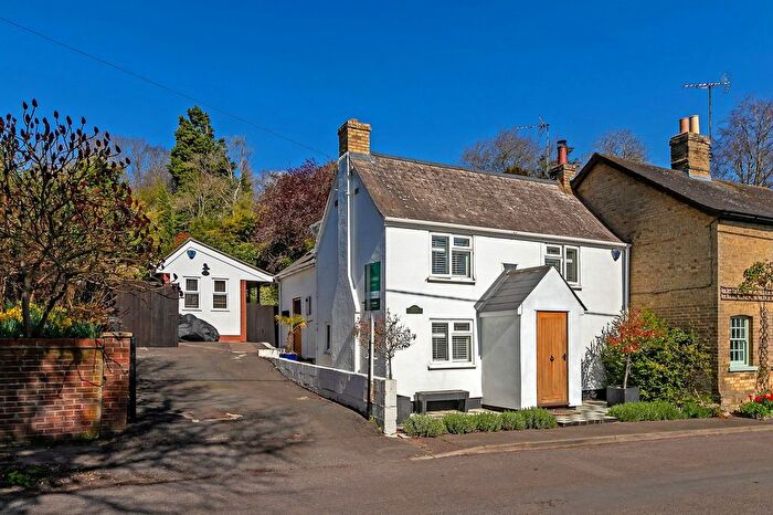 3 Bedroom Town House For Sale In High Street, Croydon, Royston, Hertfordshire, SG8