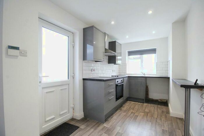 2 Bedroom Terraced House To Rent In Deepdale Road, Rotherham, South Yorkshire, S61