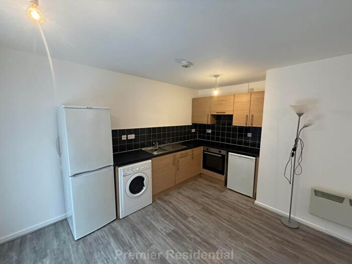 2 Bedroom Apartment To Rent In Newbridge Close, Radcliffe, M26