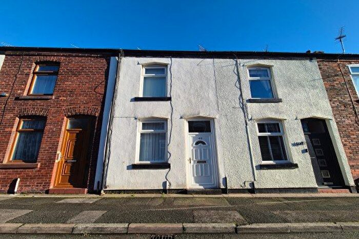 2 Bedroom Terraced House To Rent In Alexandra Street, Ashton-Under-Lyne, OL6