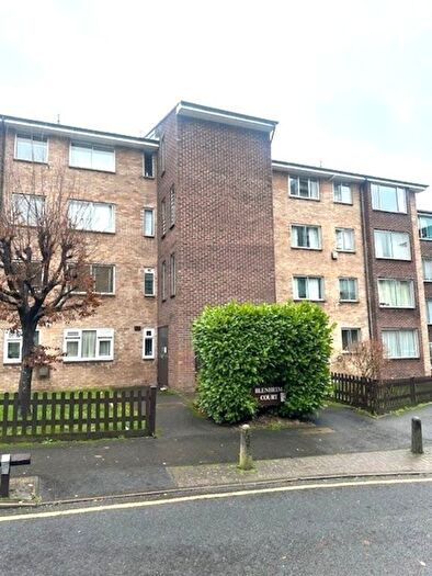 1 Bedroom Flat For Sale In Wellesley Road, Sutton, SM2