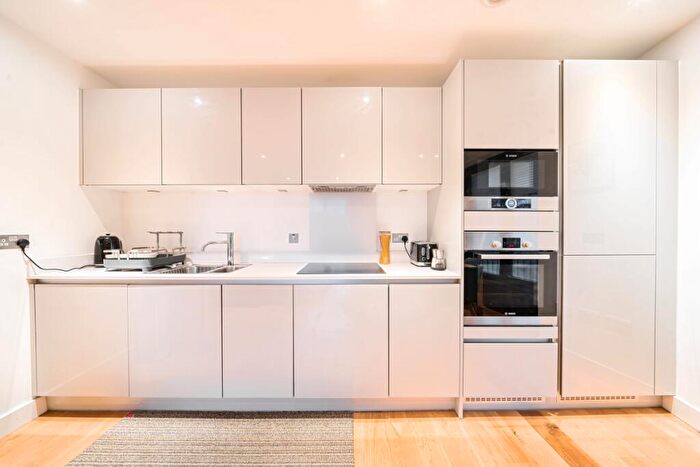 1 Bedroom Apartment For Sale In Station Road London, SE13