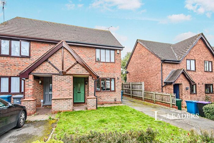 2 Bedroom Semi-Detached House To Rent In Lindale Close, Gamston, Nottingham, NG2