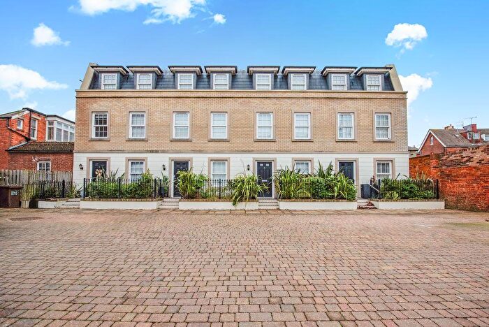 3 Bedroom Terraced House For Sale In Cambridge Mews, Southsea, PO5