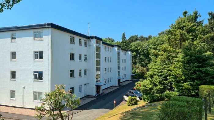 2 Bedroom Ground Flat To Rent In Strathclyde Court, Helensburgh, G84