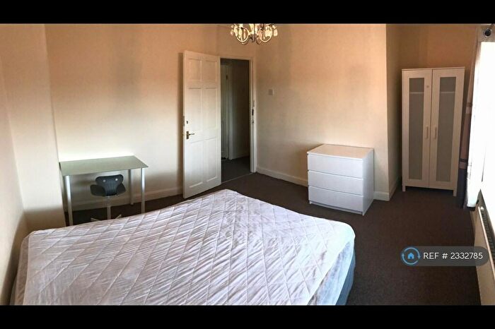 2 Bedroom Terraced House To Rent In Walsall Street, Salford, M6