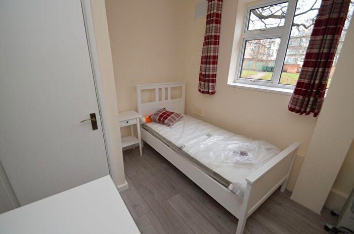 2 Bedroom Flat To Rent In Abdon Avenue, Birmingham, B29