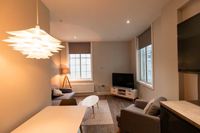 1 Bedroom Apartment To Rent In Water Street, Liverpool, Merseyside, L2