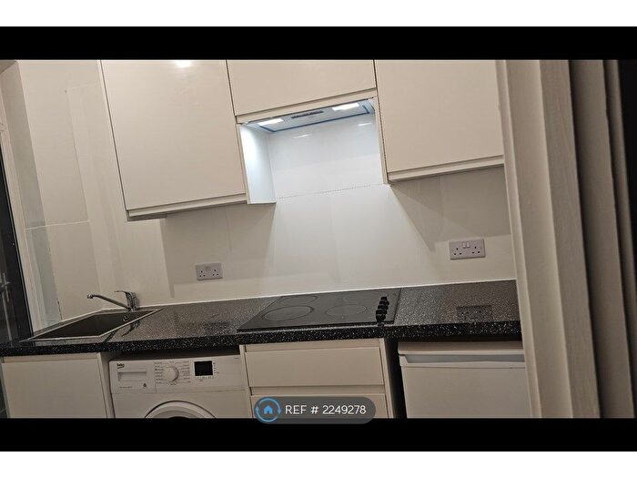 Studio To Rent In Rymill Street, London, E16