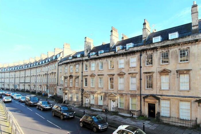 2 Bedroom Apartment To Rent In Bladud Buildings, Bath, BA1