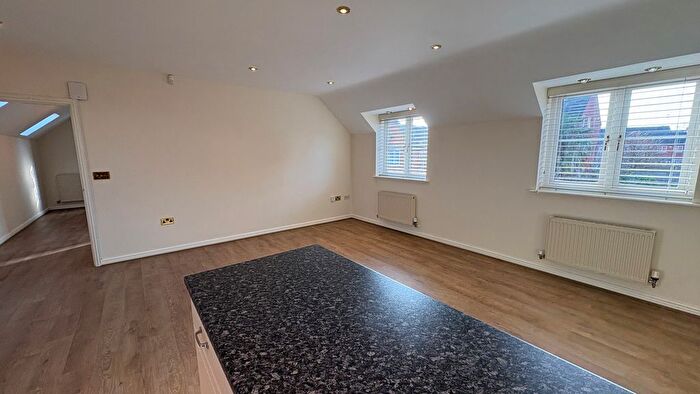 1 Bedroom Flat To Rent In Packhorse Road, Stratford-Upon-Avon, CV37