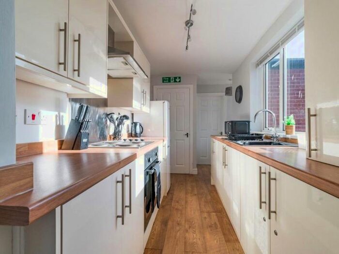 2 Bedroom Flat To Rent In Lily Avenue, Bedlington, NE22