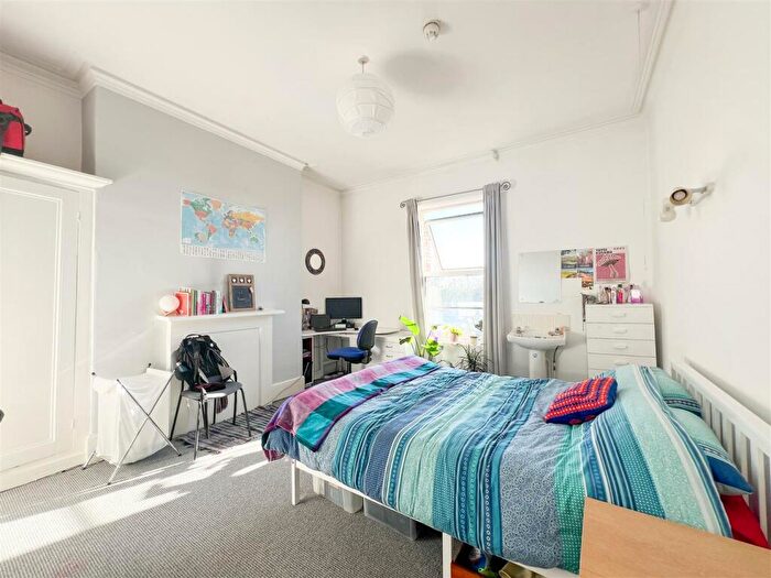 7 Bedroom House To Rent In Glossop Road, Sheffield, S10