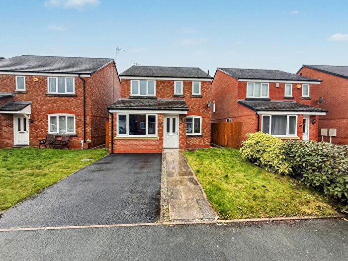 3 Bedroom Detached House For Sale In Brent Close, Newcastle-under-Lyme, ST5