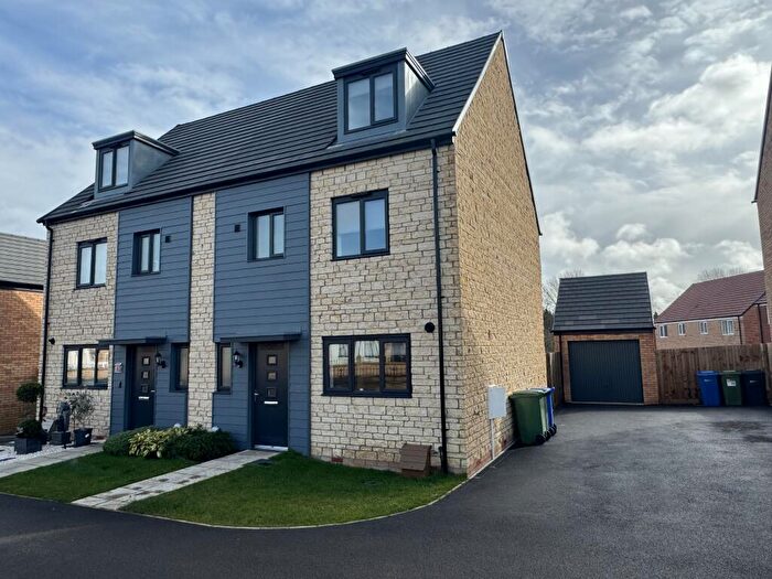 4 Bedroom House To Rent In Hanwood Park Avenue, Kettering, NN15