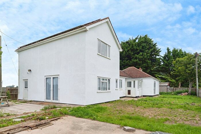 4 Bedroom Detached House For Sale In Euximoor Drove, Christchurch, Wisbech, PE14