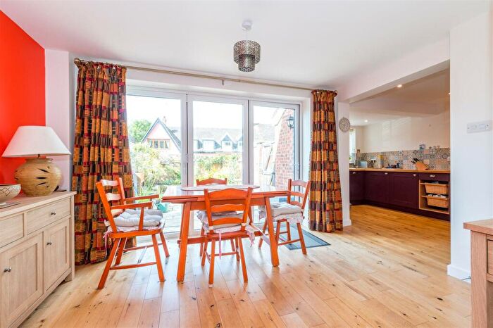 3 Bedroom Terraced House For Sale In Meadows Way, Hadleigh, IP7