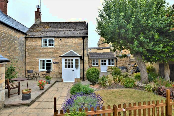 2 Bedroom Character Property To Rent In Palm Cottage, The Green, Ketton, Stamford, PE9