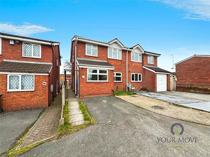 4 Bedroom Semi Detached House To Rent In Burnt Tree, Tipton, West Midlands, DY4