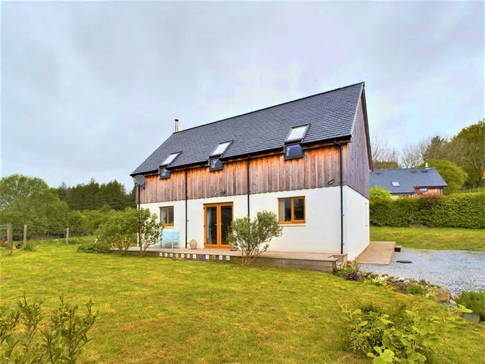 3 Bedroom Property For Sale In Roy Bridge, PH31