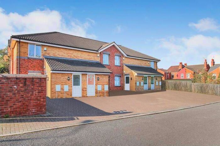 1 Bedroom Flat To Rent In Birkland Street, Mansfield, NG18
