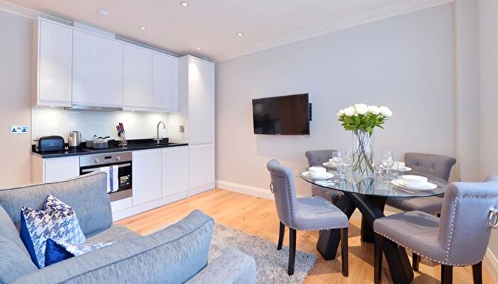 1 Bedroom Flat To Rent In Hill Street, Mayfair, W1J