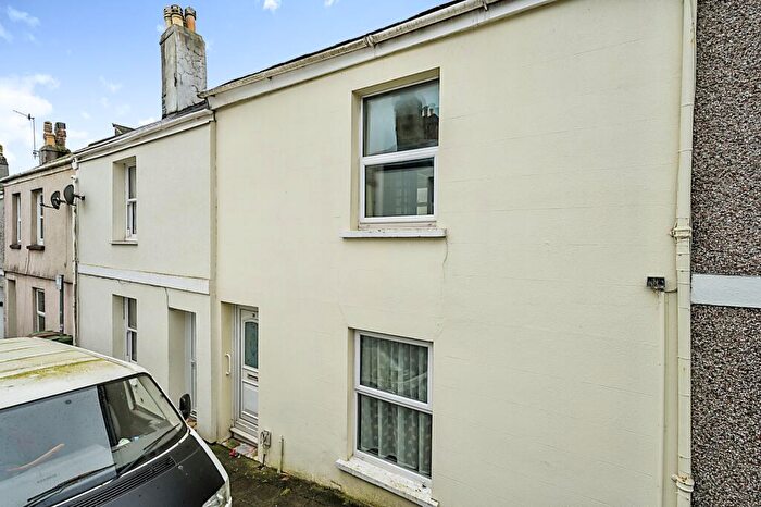 2 Bedroom House To Rent In Providence Street, North Hill * Zero Deposit Guarantee Available*, PL4