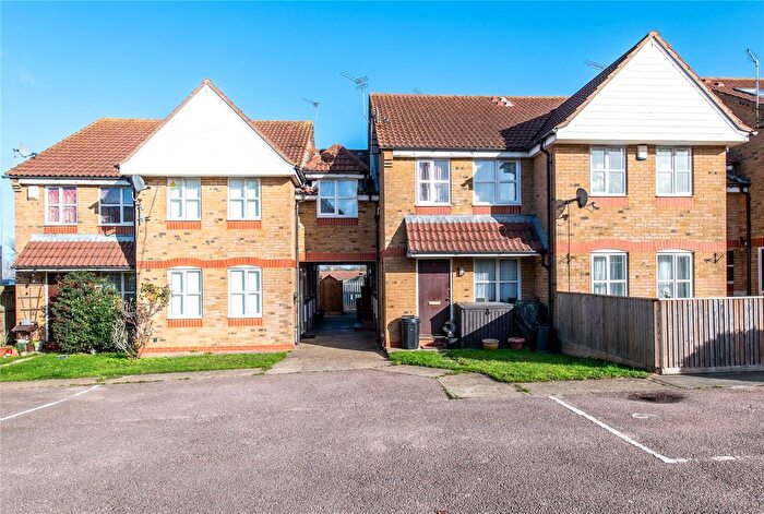 2 Bedroom Terraced House For Sale In St Clements Close, Northfleet, Kent, DA11