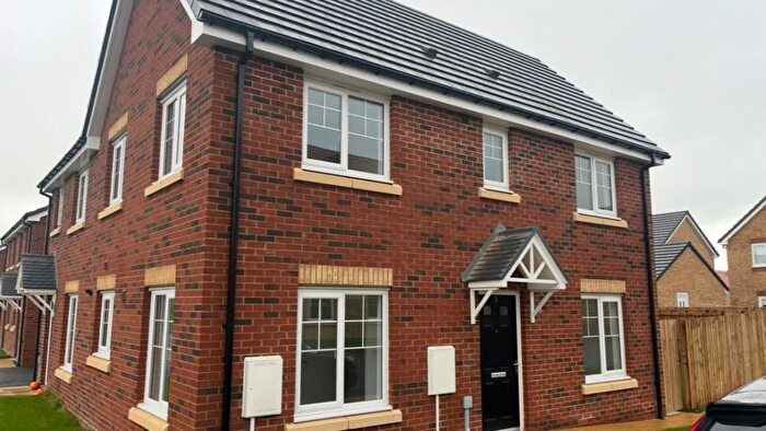 3 Bedroom Semi Detached House For Sale In Wakenshaw Close, Middlesbrough, TS8