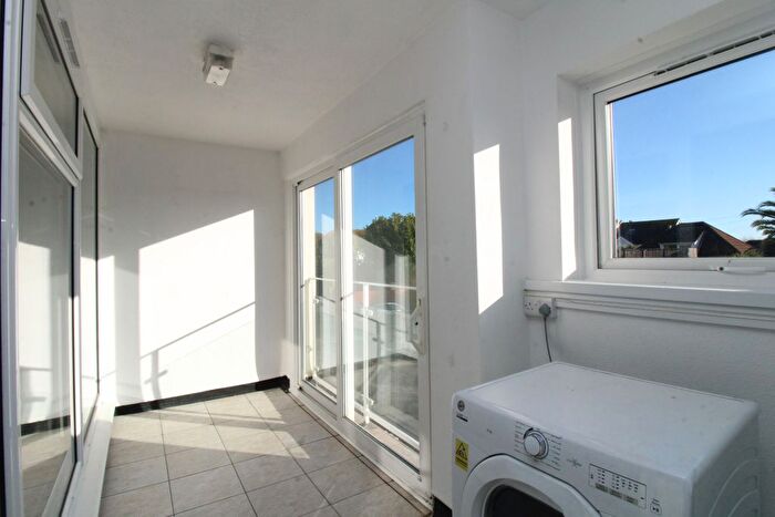 2 Bedroom Flat For Sale In Eugene Road, Preston, Paignton, TQ3