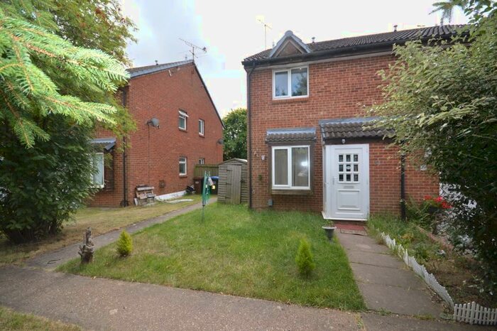 1 Bedroom Cluster House To Rent In Forresters Drive, Welwyn Garden City, AL7