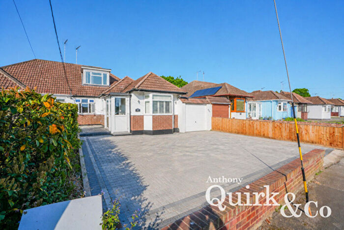 4 Bedroom Semi-Detached House For Sale In Eastwood Road, Rayleigh, SS6