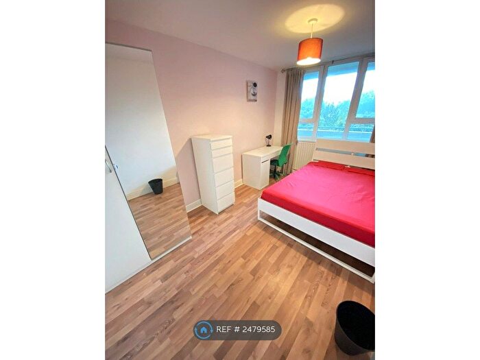 4 Bedroom Flat To Rent In President House, London, EC1V