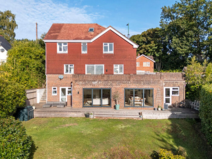 5 Bedroom Detached House For Sale In London Road, Rake, GU33