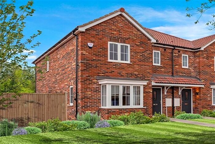 3 Bedroom Semi Detached House For Sale In Lindis Park, PE21