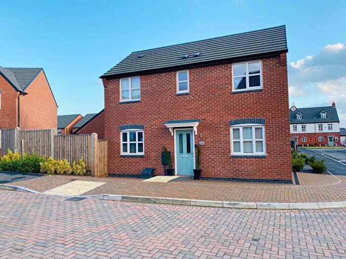 3 Bedroom Detached House To Rent In Burton Street, Wingerworth, Chesterfield, S42