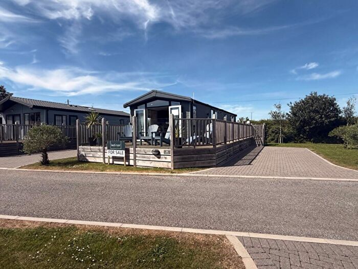 2 Bedroom Lodge For Sale In Seaview Holiday Park, Boswinger, St Austell, Cornwall, PL26