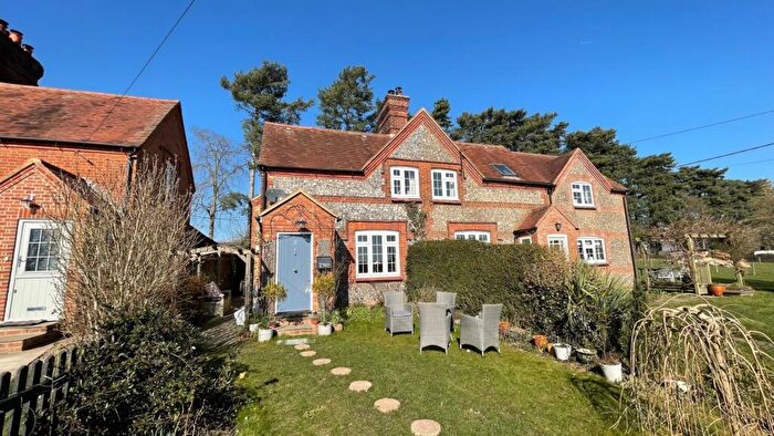 3 Bedroom Semi-Detached House For Sale In Seymour Court Lane, Marlow, Buckinghamshire, SL7