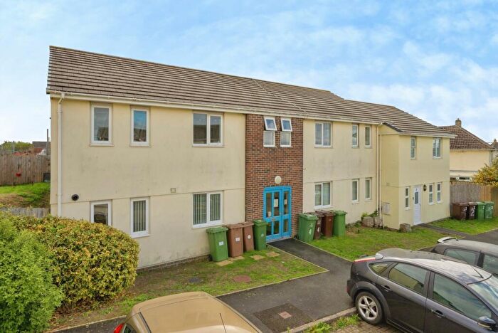 1 Bedroom Flat For Sale In Beaufort Close, St Budeaux, Plymouth, Devon, PL5