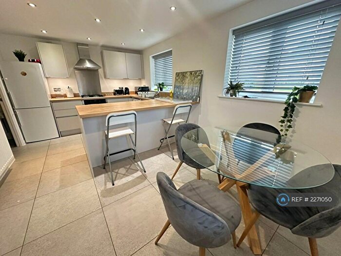 3 Bedroom Semi-Detached House To Rent In Langford Way, Long Hanborough, Witney, OX29