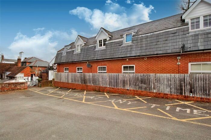 2 Bedroom Maisonette To Rent In Turk Street, Alton, Hampshire, GU34